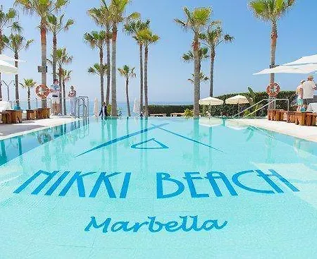 Modern In Elviria, Golf, Fun & Апартаменты