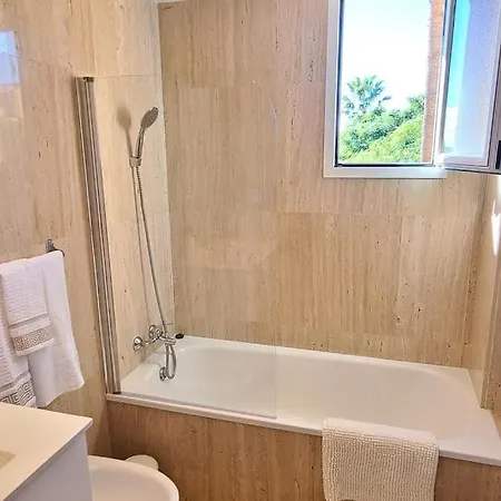 Modern In Elviria, Golf, Fun &